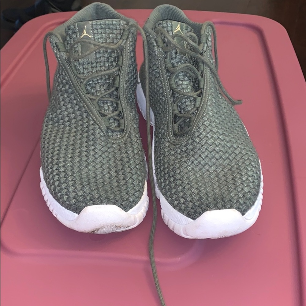 Mens size 8 Jordan futures